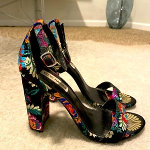 Steve Madden Carrson Block Heels Black/ Multi